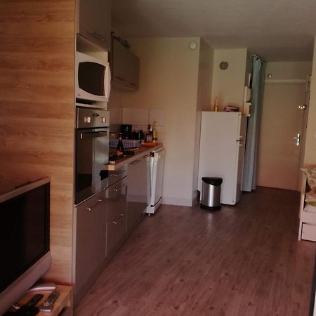Charmant Studio Fonctionnel Avenue Des Allies Cavalaire-sur-Mer Bagian luar foto